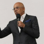 JORGE RODRÍGUEZ: «Pedimos perdón y tenemos que perdonar también»