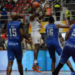 ¡DUELO CERRADO! Brillantes cede en el último segundo ante Trotamundos en el Fórum