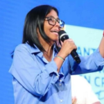 DELCY RODRÍGUEZ: «Habrá mejoras salariales, pero que ese remedio no sea peor que la enfermedad»
