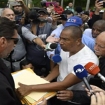 ¡EN LA CALLE! Sindicalistas acuden a la Embajada de EEUU en Caracas para pedir elecciones