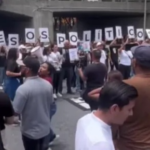 ¡PROTESTA EN LA CALLE! Trancan la Francisco Fajardo exigiendo libertad para los presos políticos