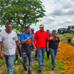 ¡TRAS OCHO AÑOS DE SEQUÍA! Gobernador inicia construcción de acueducto en comunidad Botijuela de Santa Rita