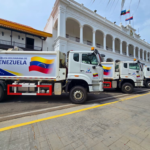 ¡PLAN DE RECOLECCIÓN DE DESECHOS! Luis Caldera entrega ocho compactadoras y una ambulancia a varios municipios zulianos
