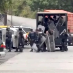 ¡SE DESCONOCE SU PARADERO! Denuncian traslados de presos políticos que se encontraban en El Helicoide